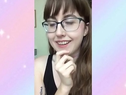 Cute Amateur Happylilcamgirl Snapchat March 2017 Preview